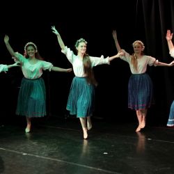 2024 11 19 folklor trochu inak