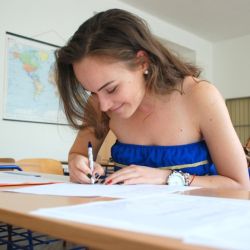 zmaturovani studenti 4a 4b