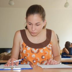 zmaturovani studenti 4a 4b