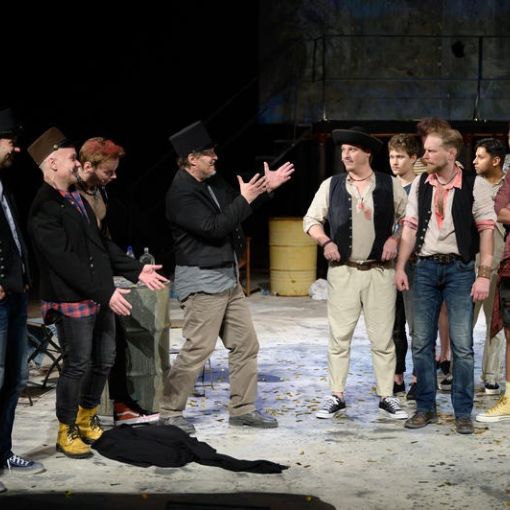 2024 11 18 na skle malovane dab