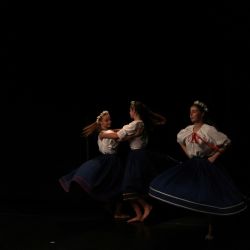 2024 12 19 vianoce tanec